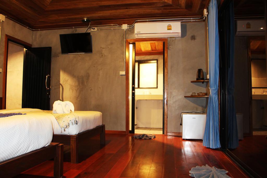 The Noi Guest House & Restaurant Koh Lipe Extérieur photo