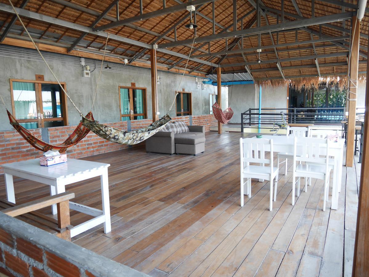 The Noi Guest House & Restaurant Koh Lipe Extérieur photo