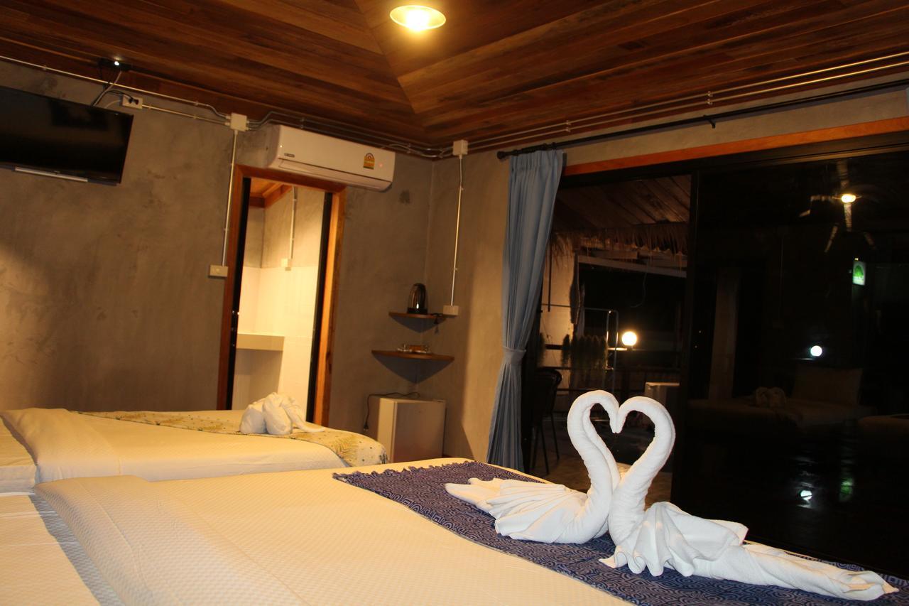 The Noi Guest House & Restaurant Koh Lipe Extérieur photo
