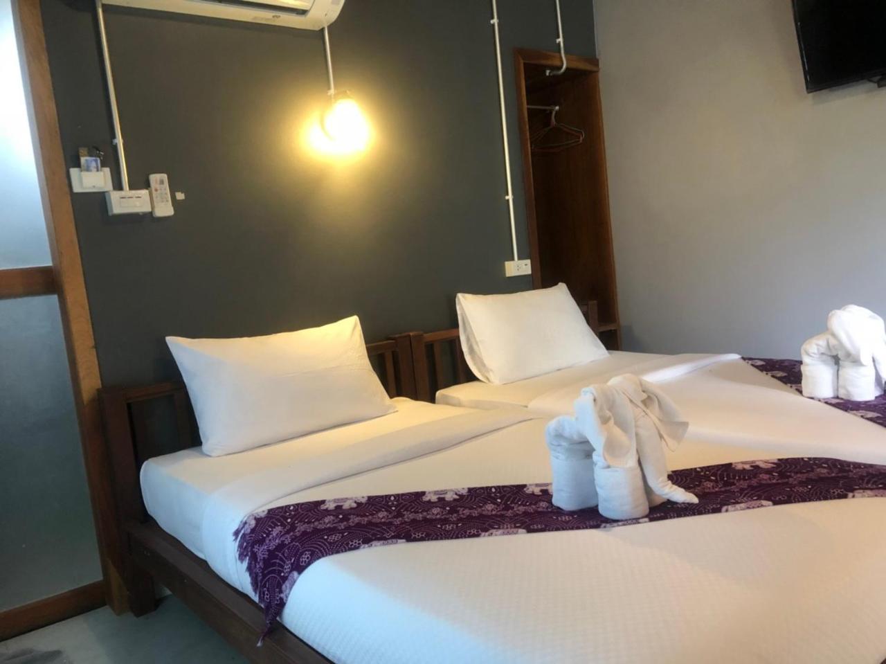 The Noi Guest House & Restaurant Koh Lipe Extérieur photo